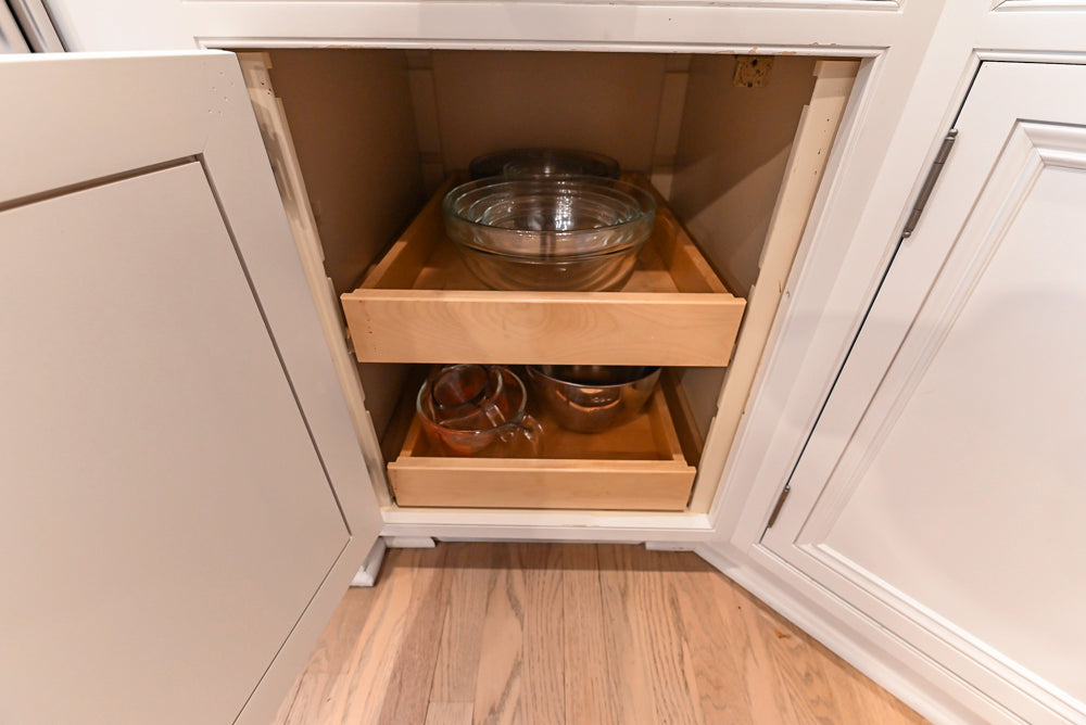 Traditional White Kitchen with Island, Granite Countertops & High-End Appliances