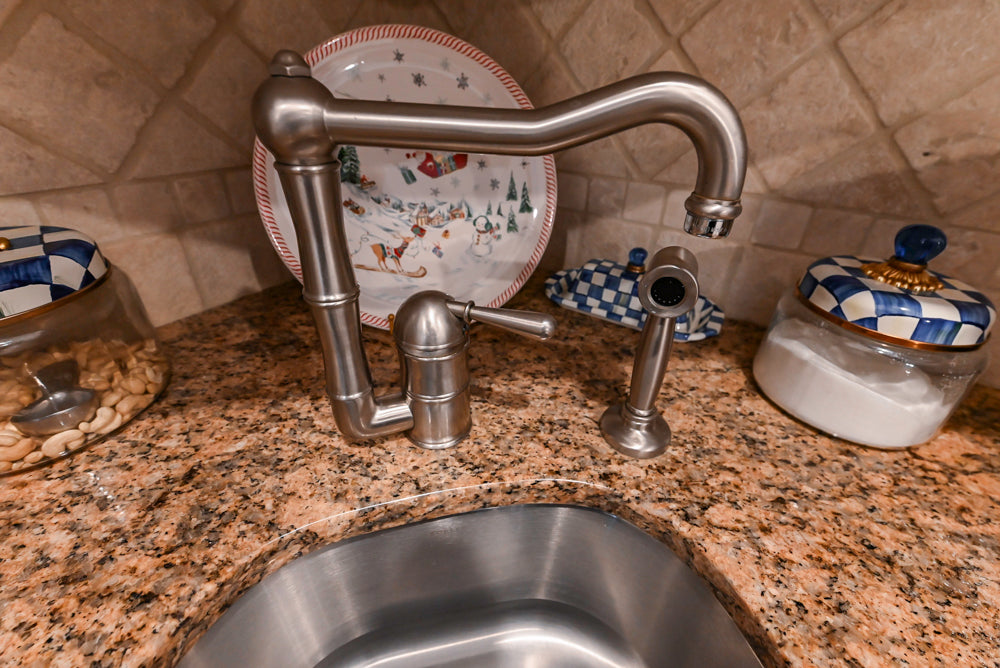 Traditional White Kitchen with Island, Granite Countertops & High-End Appliances