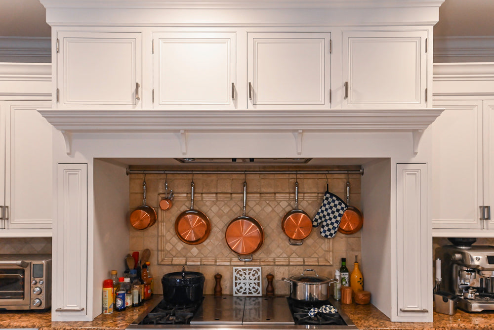 Traditional White Kitchen with Island, Granite Countertops & High-End Appliances