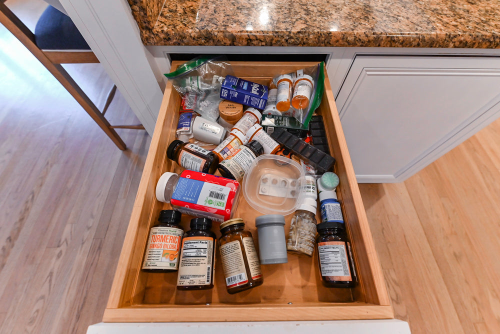Traditional White Kitchen with Island, Granite Countertops & High-End Appliances