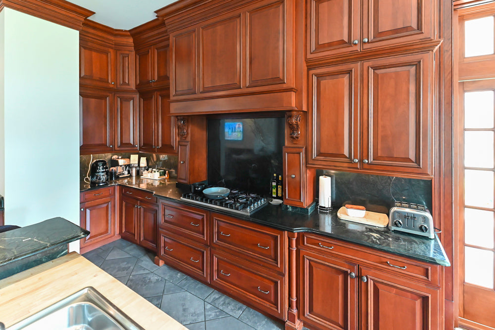 Wood-Mode Traditional Wooden Kitchen with Island, Granite Countertops & Luxe Appliances