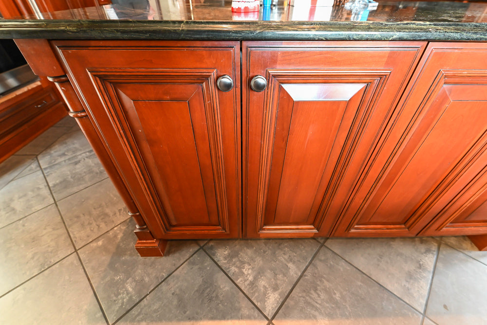 Wood-Mode Traditional Wooden Kitchen with Island, Granite Countertops & Luxe Appliances