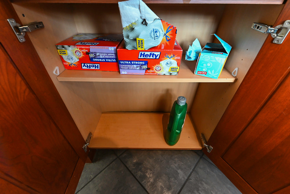 Wood-Mode Traditional Wooden Kitchen with Island, Granite Countertops & Luxe Appliances