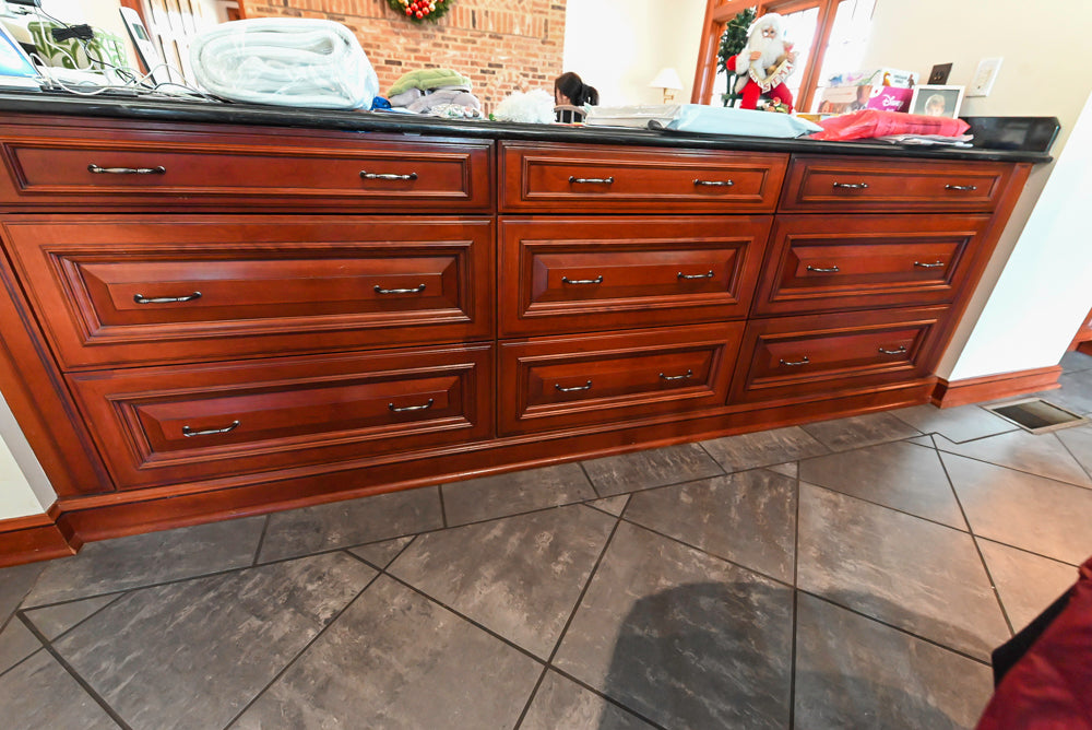 Wood-Mode Traditional Wooden Kitchen with Island, Granite Countertops & Luxe Appliances
