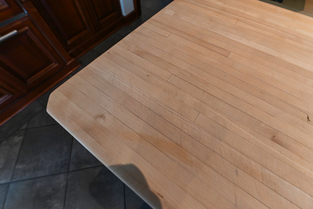 Wood-Mode Traditional Wooden Kitchen with Island, Granite Countertops & Luxe Appliances