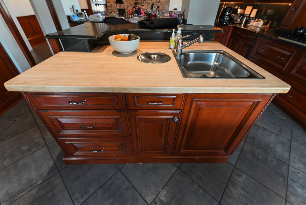 Wood-Mode Traditional Wooden Kitchen with Island, Granite Countertops & Luxe Appliances