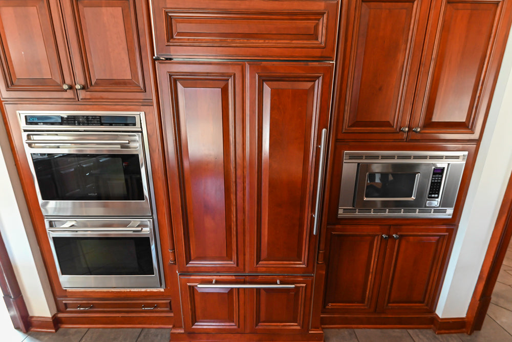 Wood-Mode Traditional Wooden Kitchen with Island, Granite Countertops & Luxe Appliances