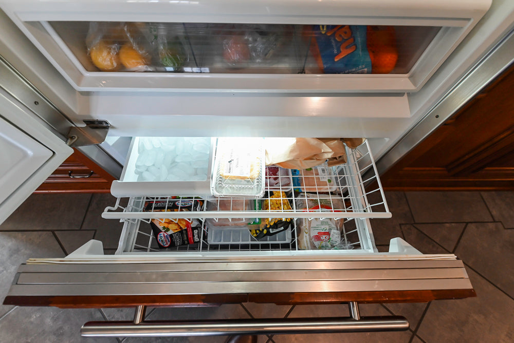 Wood-Mode Traditional Wooden Kitchen with Island, Granite Countertops & Luxe Appliances