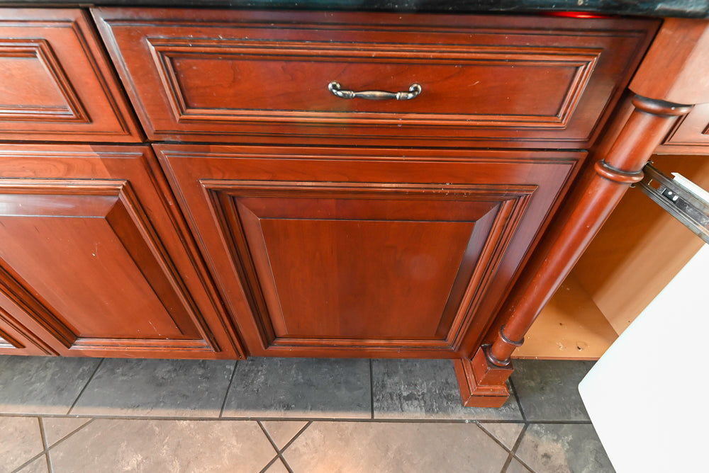Wood-Mode Traditional Wooden Kitchen with Island, Granite Countertops & Luxe Appliances
