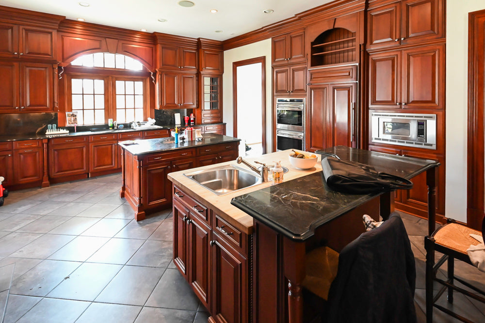 Wood-Mode Traditional Wooden Kitchen with Island, Granite Countertops & Luxe Appliances