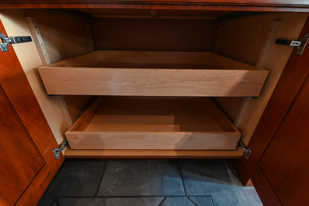 Wood-Mode Traditional Wooden Kitchen with Island, Granite Countertops & Luxe Appliances