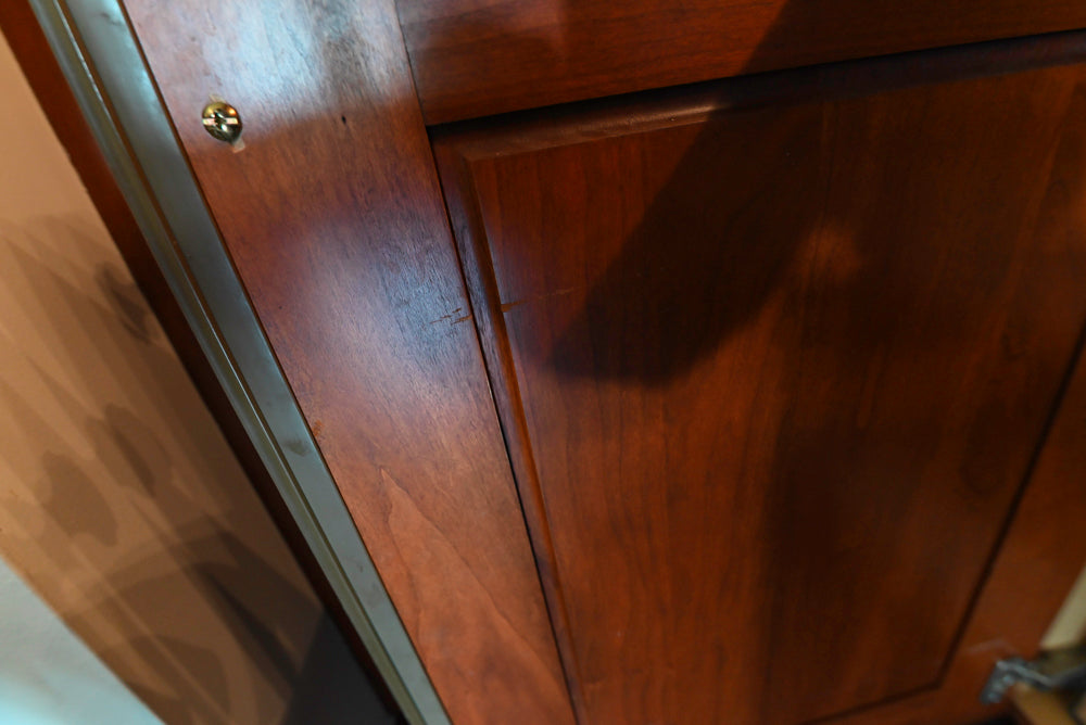 Wood-Mode Traditional Wooden Kitchen with Island, Granite Countertops & Luxe Appliances