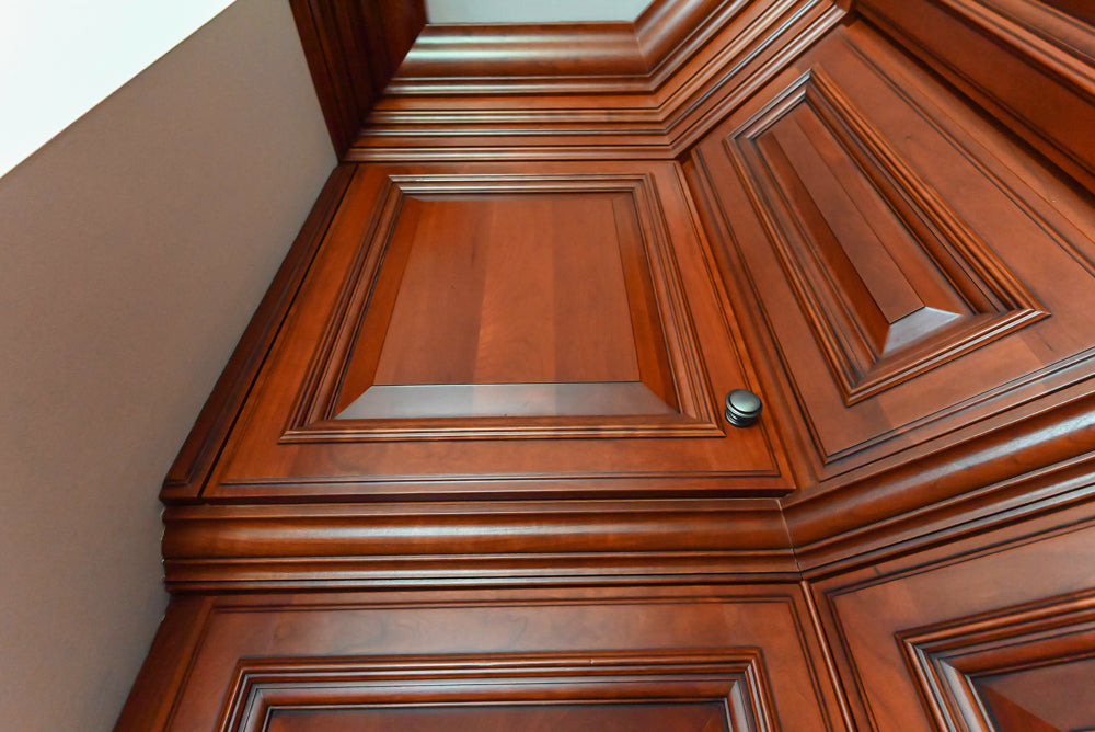 Wood-Mode Traditional Wooden Kitchen with Island, Granite Countertops & Luxe Appliances