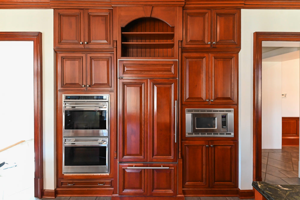 Wood-Mode Traditional Wooden Kitchen with Island, Granite Countertops & Luxe Appliances