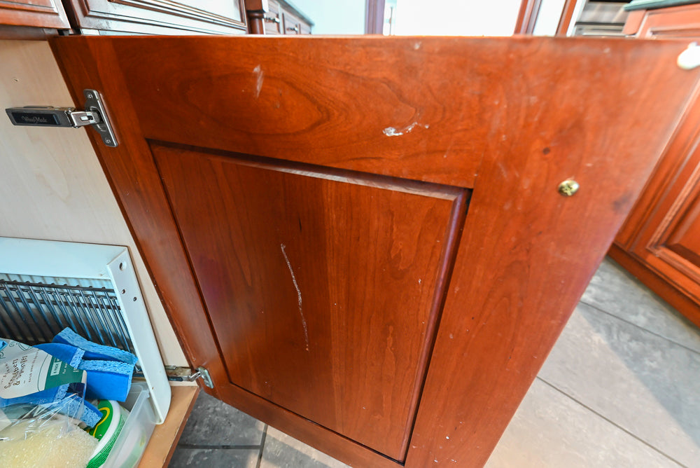 Wood-Mode Traditional Wooden Kitchen with Island, Granite Countertops & Luxe Appliances
