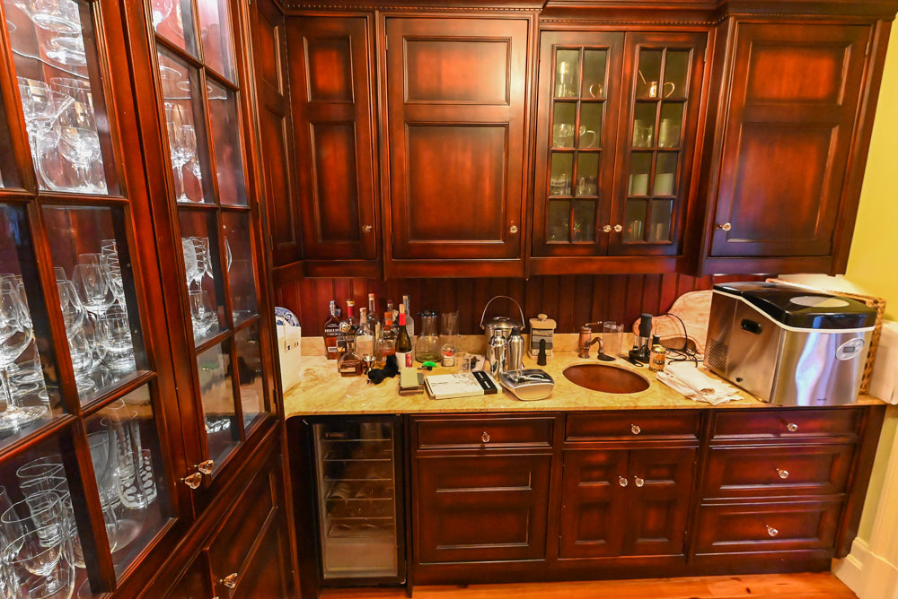 Wentworth Traditional Butler's Pantry with Quartz Countertops