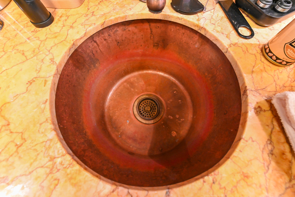 Wentworth Traditional Butler's Pantry with Quartz Countertops