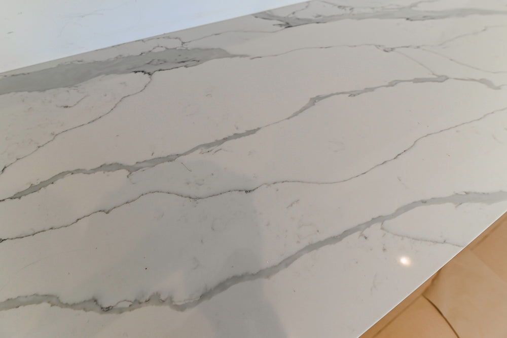 Large White Modern Kitchen with Island and Quartz Countertops