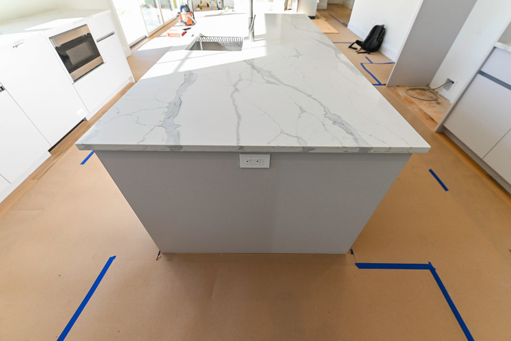 Large White Gloss Modern Kitchen with Island and Quartz Countertops