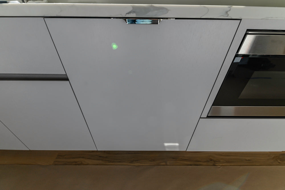 Large White Modern Kitchen with Island and Quartz Countertops