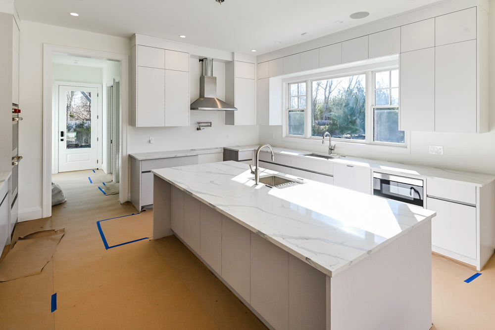Large White Gloss Modern Kitchen with Island and Quartz Countertops