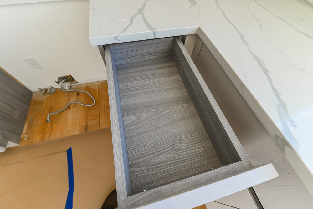 Large White Modern Kitchen with Island and Quartz Countertops