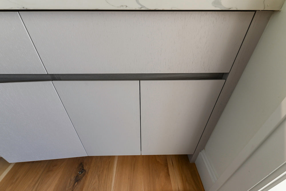 Modern White Butler's Pantry with Sink and Quartz Countertops