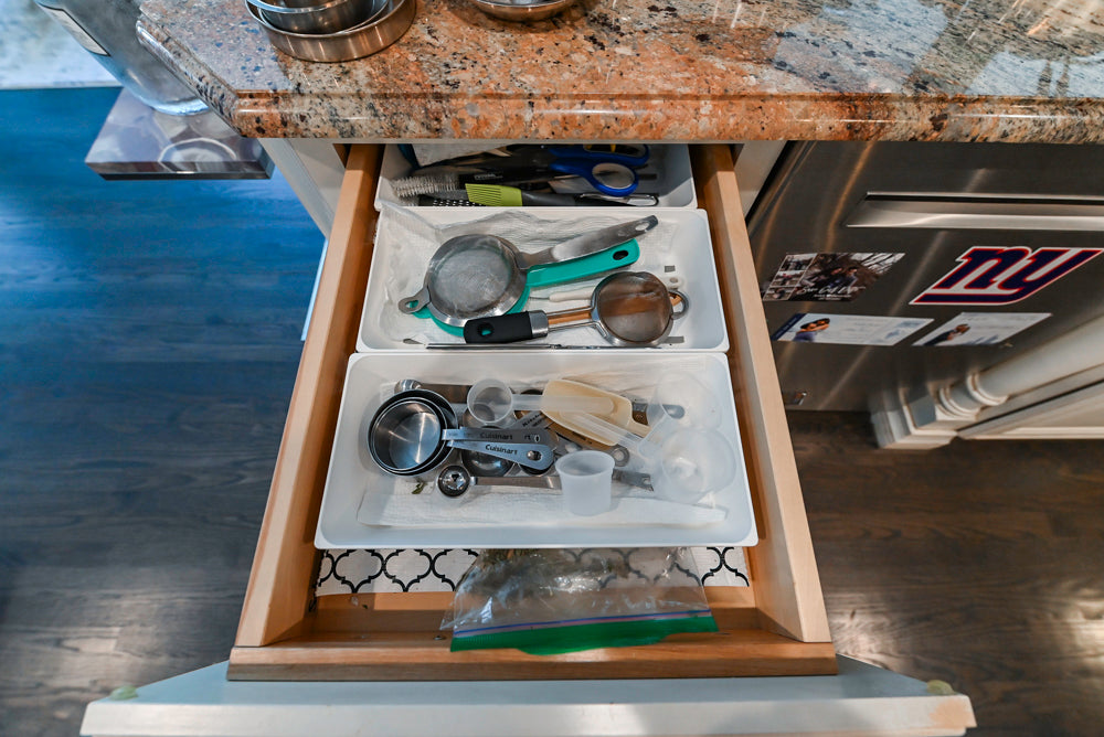 Schrock Traditional Cream Kitchen with Island and Granite Countertops
