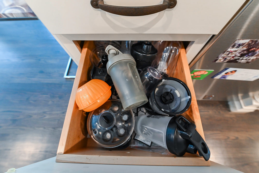 Schrock Traditional Cream Kitchen with Island and Granite Countertops