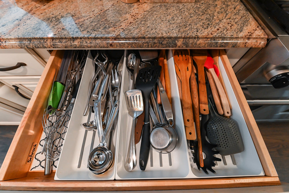 Schrock Traditional Cream Kitchen with Island and Granite Countertops