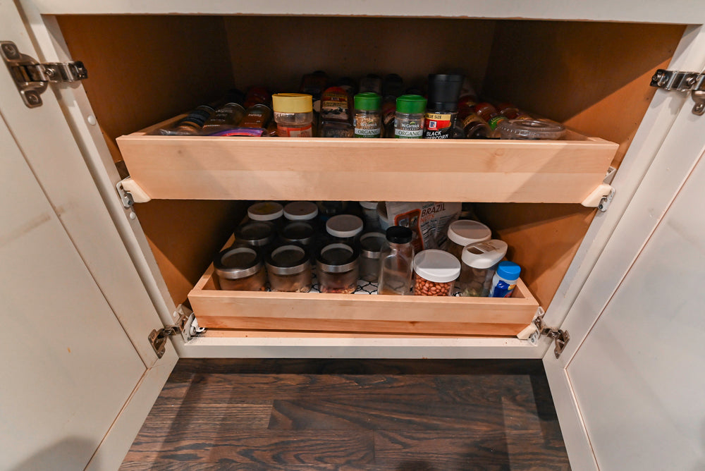 Schrock Traditional Cream Kitchen with Island and Granite Countertops