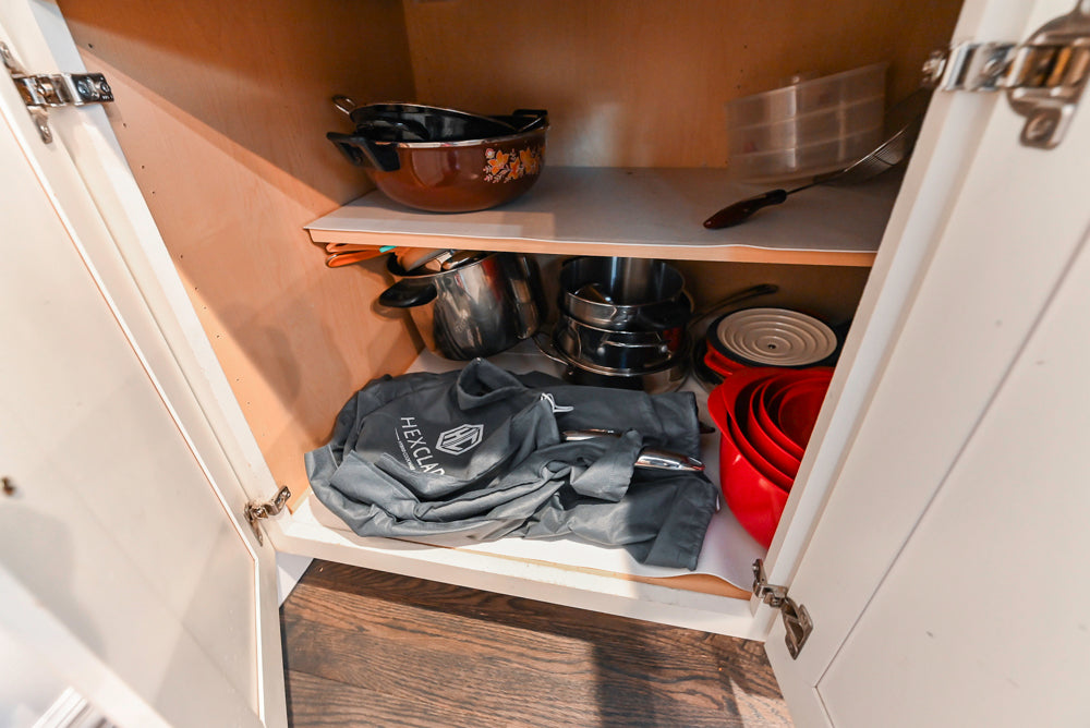 Schrock Traditional Cream Kitchen with Island and Granite Countertops