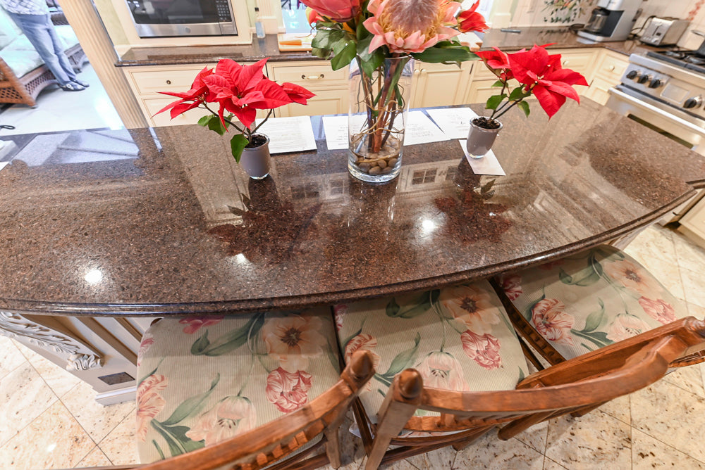 Form LTD Traditional Cream Kitchen with Island, Granite Countertops & Appliances