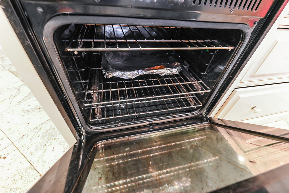 Form LTD Traditional Cream Kitchen with Island, Granite Countertops & Appliances