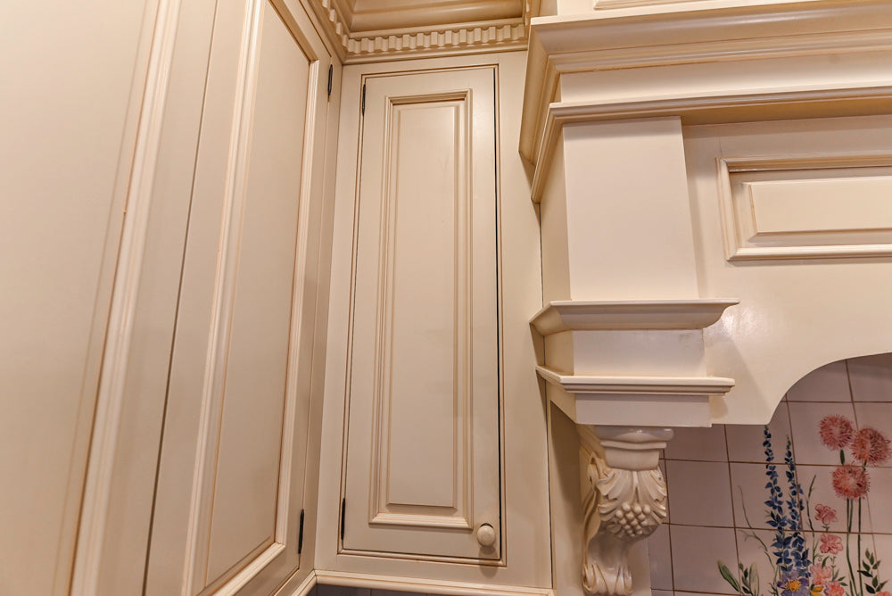 Form LTD Traditional Cream Kitchen with Island, Granite Countertops & Appliances