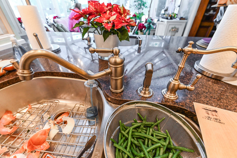 Form LTD Traditional Cream Kitchen with Island, Granite Countertops & Appliances