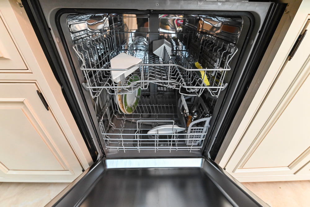 Form LTD Traditional Complete White Cream Wet Bar with Granite Countertops