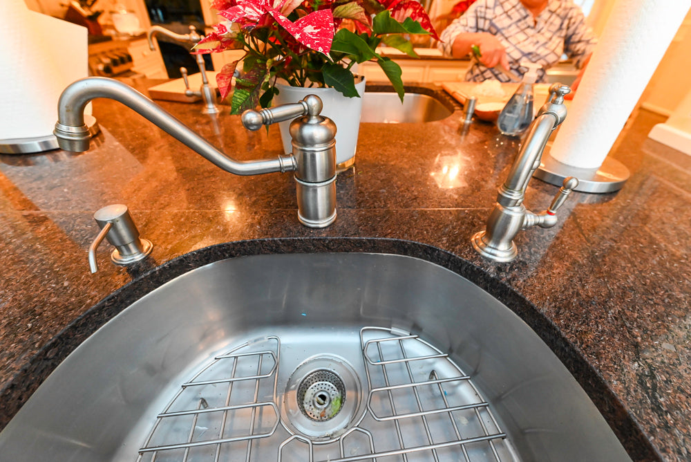 Form LTD Traditional Complete White Cream Wet Bar with Granite Countertops