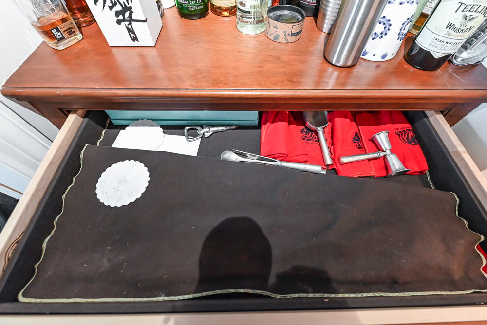 Premier Traditional Kitchen with Stainless Steel Island, Desk Area & Appliances