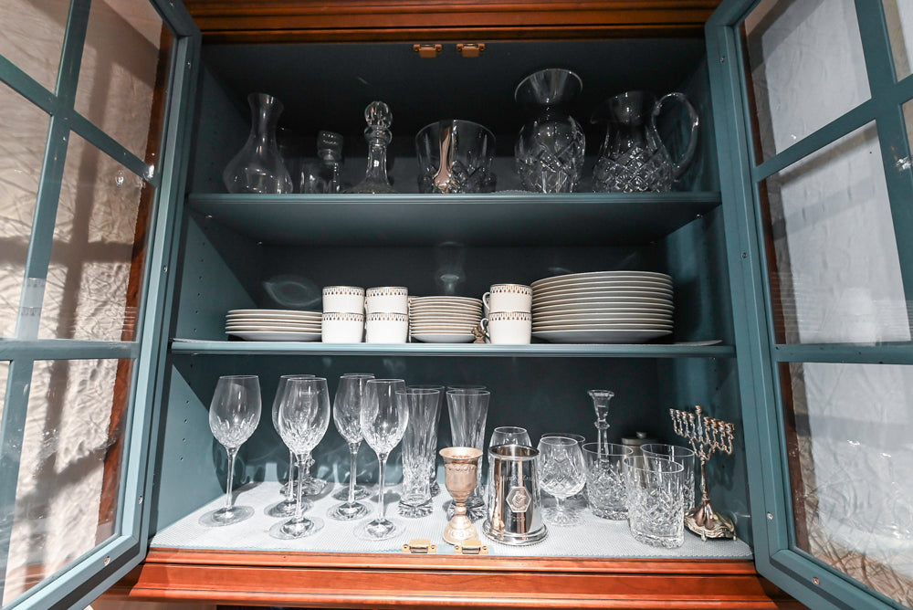 Premier Traditional Kitchen with Stainless Steel Island, Desk Area & Appliances