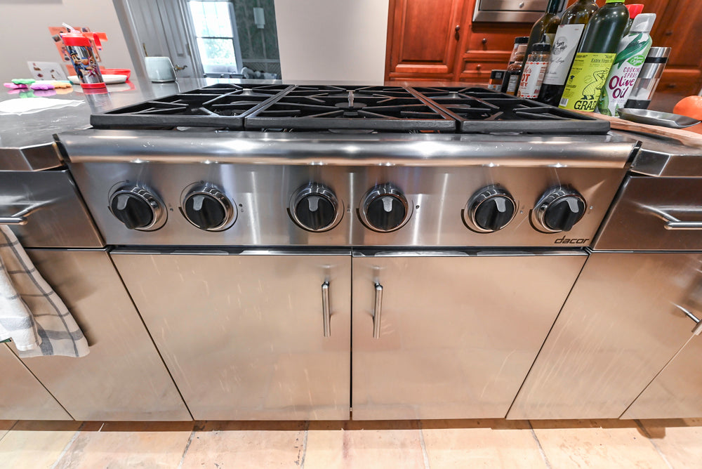 Premier Traditional Kitchen with Stainless Steel Island, Desk Area & Appliances