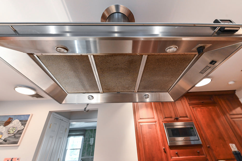 Premier Traditional Kitchen with Stainless Steel Island, Desk Area & Appliances