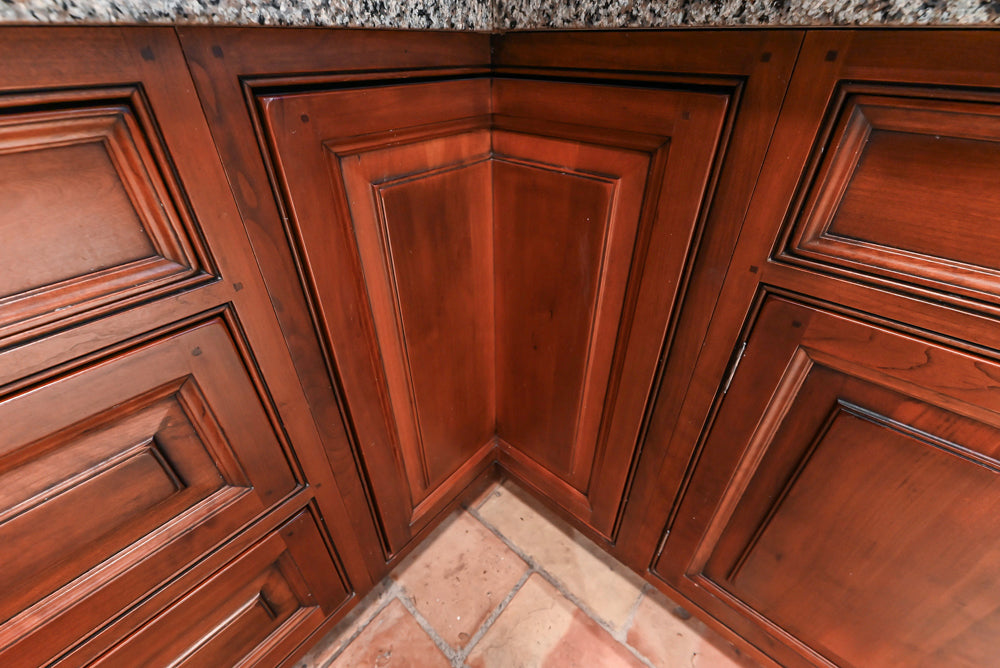 Premier Traditional Kitchen with Stainless Steel Island, Desk Area & Appliances