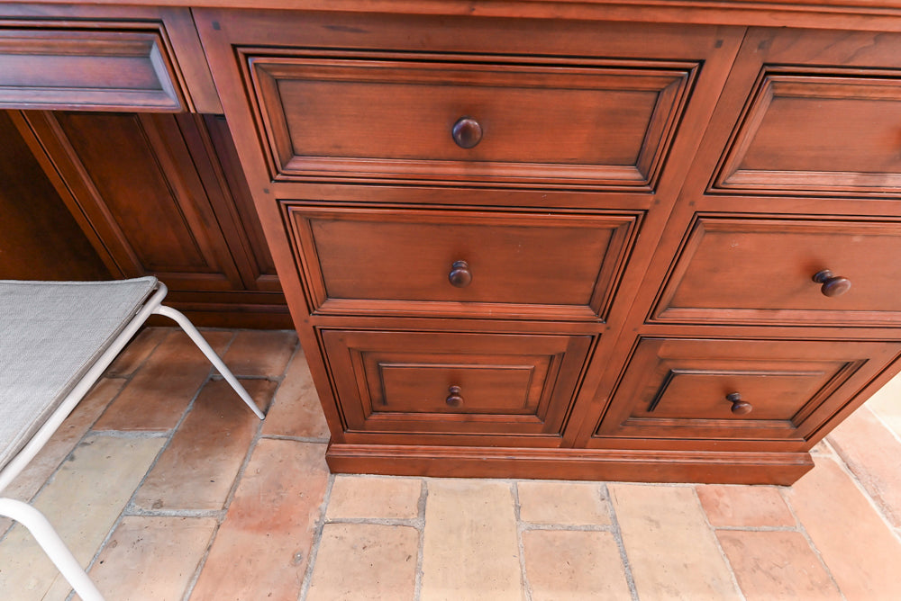 Premier Traditional Kitchen with Stainless Steel Island, Desk Area & Appliances