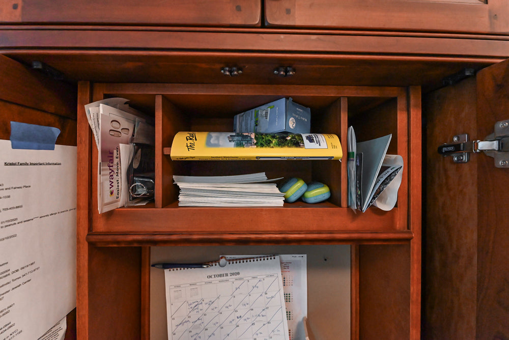 Premier Traditional Kitchen with Stainless Steel Island, Desk Area & Appliances