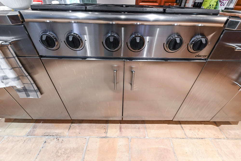 Premier Traditional Kitchen with Stainless Steel Island, Desk Area & Appliances