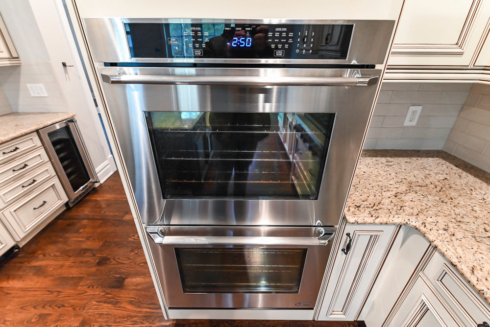 Kitchen Craft Traditional White Kitchen with Island, Granite Countertops & Appliances
