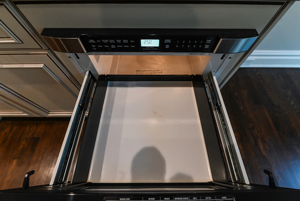 Kitchen Craft Traditional White Kitchen with Island, Granite Countertops & Appliances