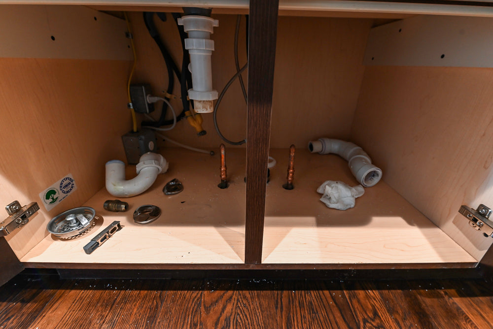 Kitchen Craft Traditional White Kitchen with Island, Granite Countertops & Appliances