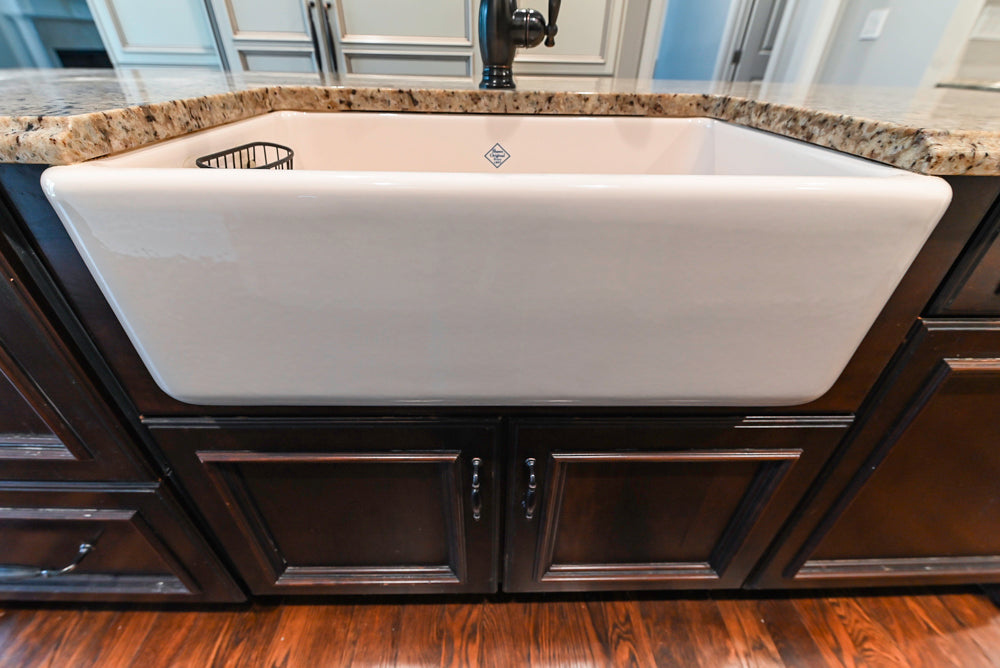 Kitchen Craft Traditional White Kitchen with Island, Granite Countertops & Appliances